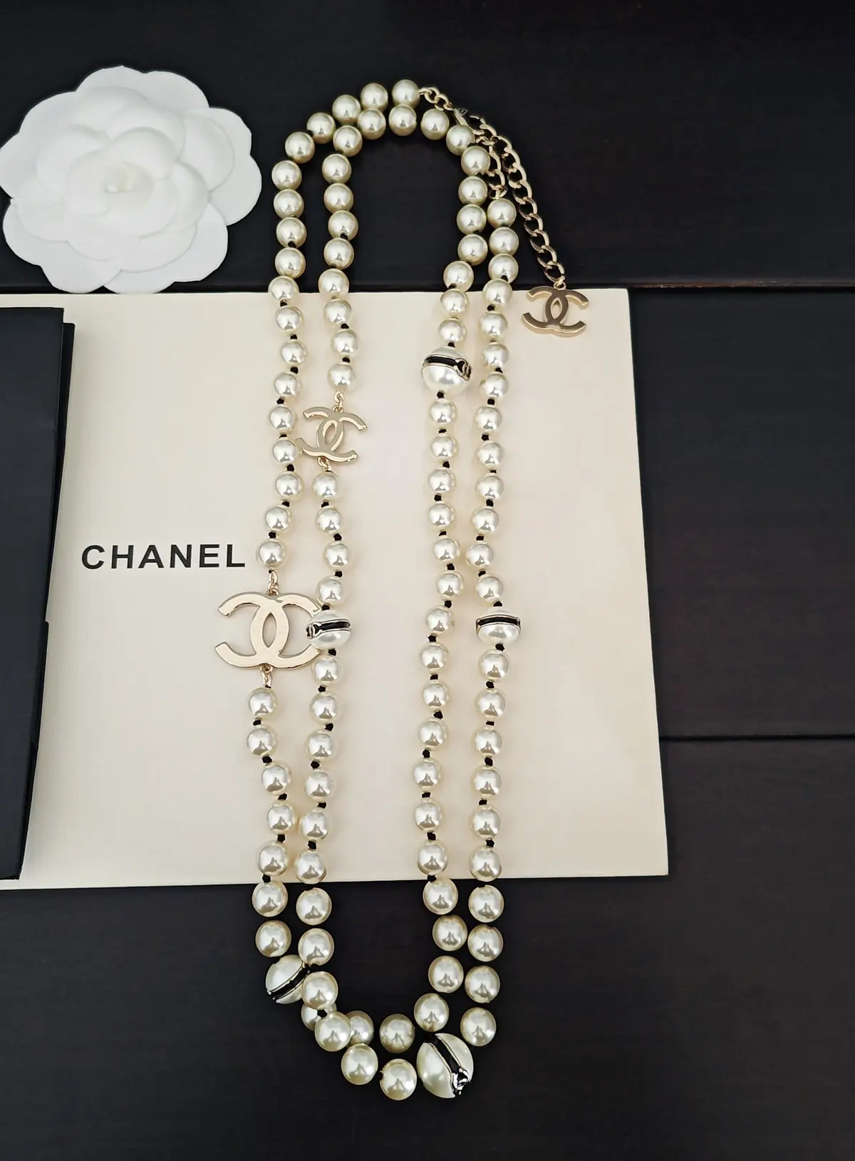 Accessories Style Black Accessories Lookbook Reference image 2