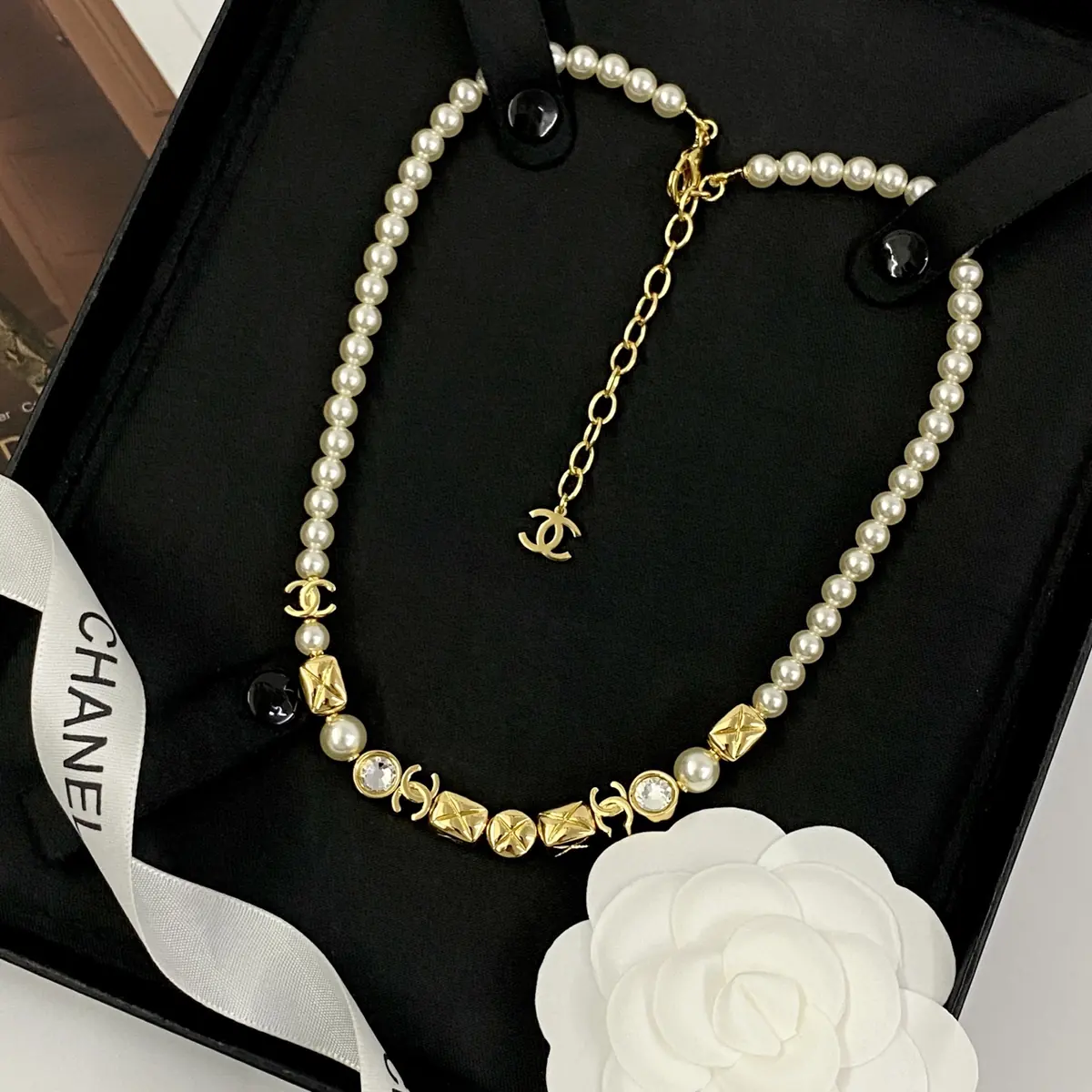 Accessories Style Chain Bag Lookbook Reference image 4