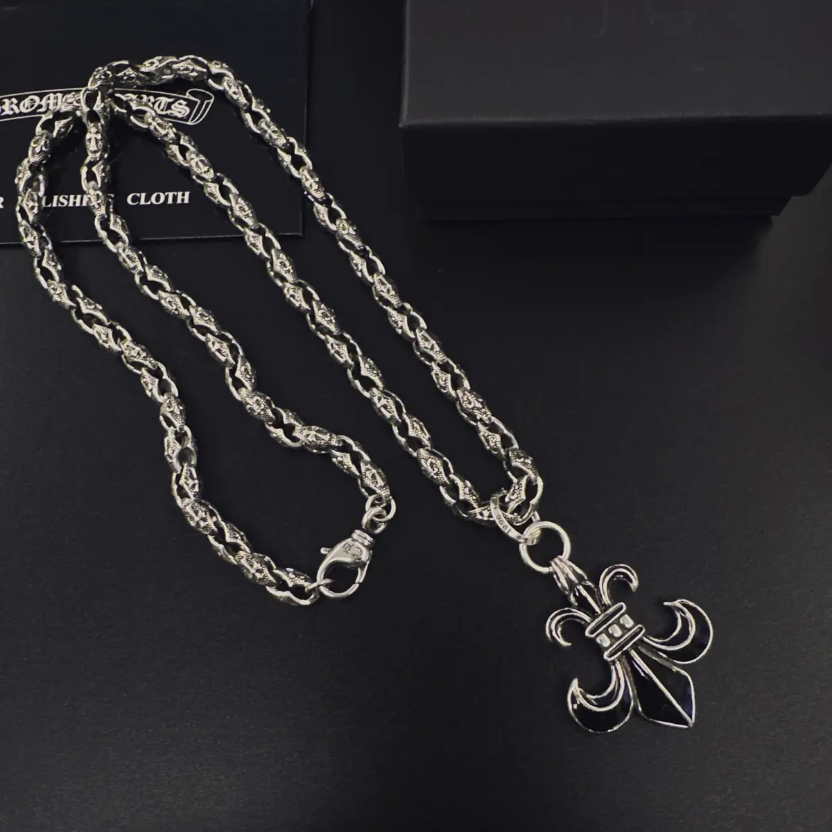Accessories Style Grey Accessories Lookbook Reference image 5