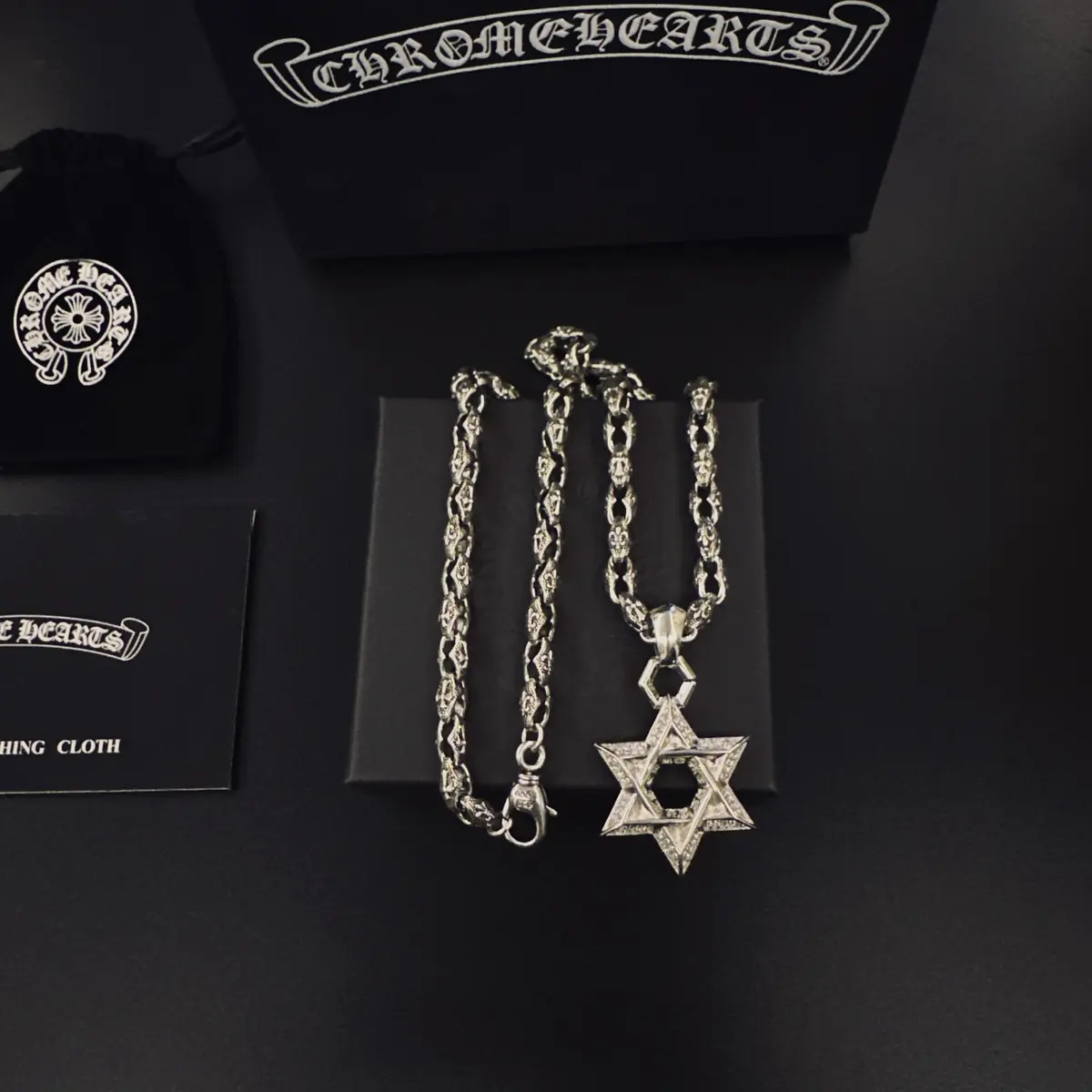 Accessories Style Grey Accessories Lookbook Reference image 1
