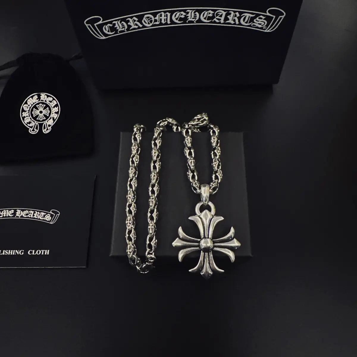 Accessories Style Grey Accessories Lookbook Reference image 1