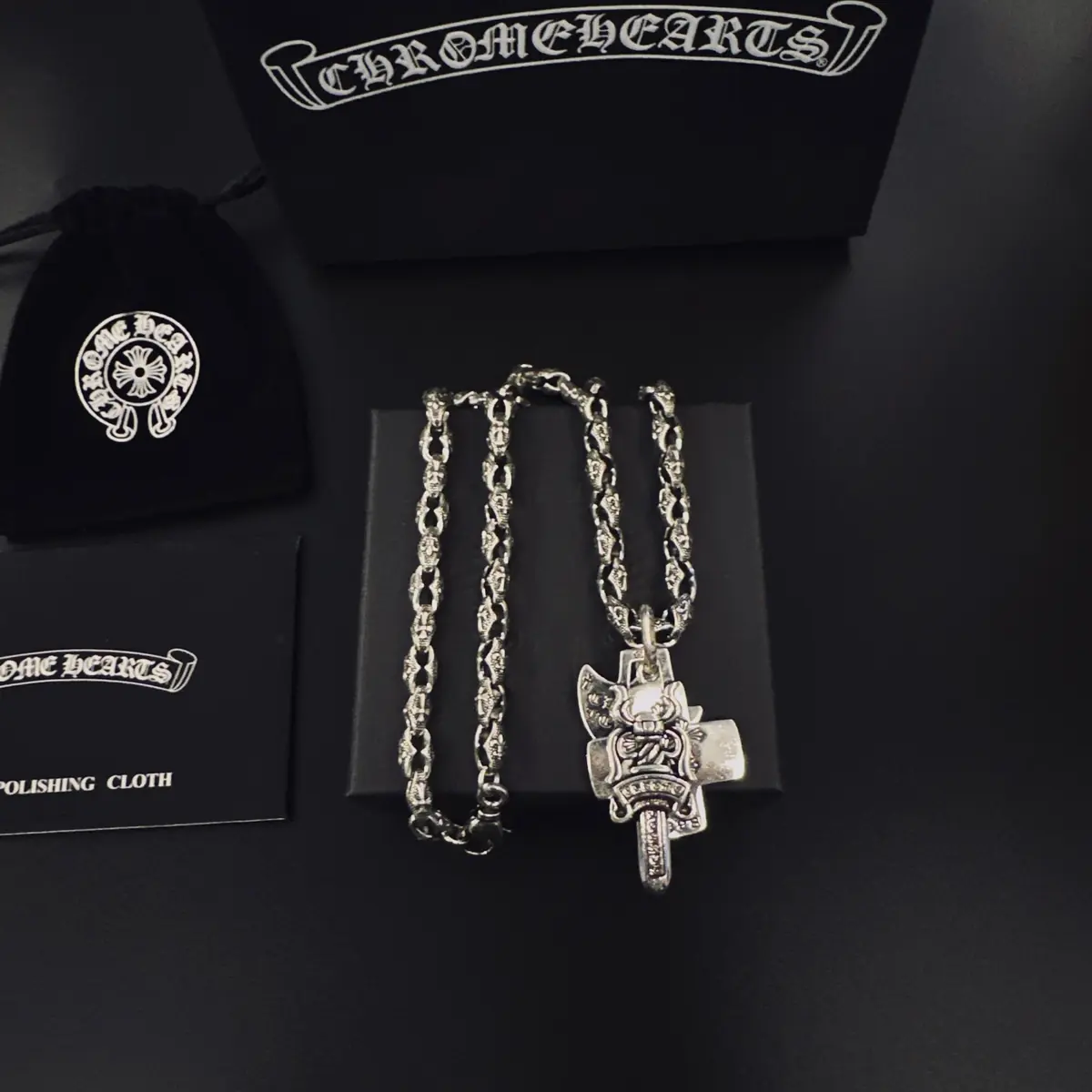Accessories Style Grey Accessories Lookbook Reference image 1