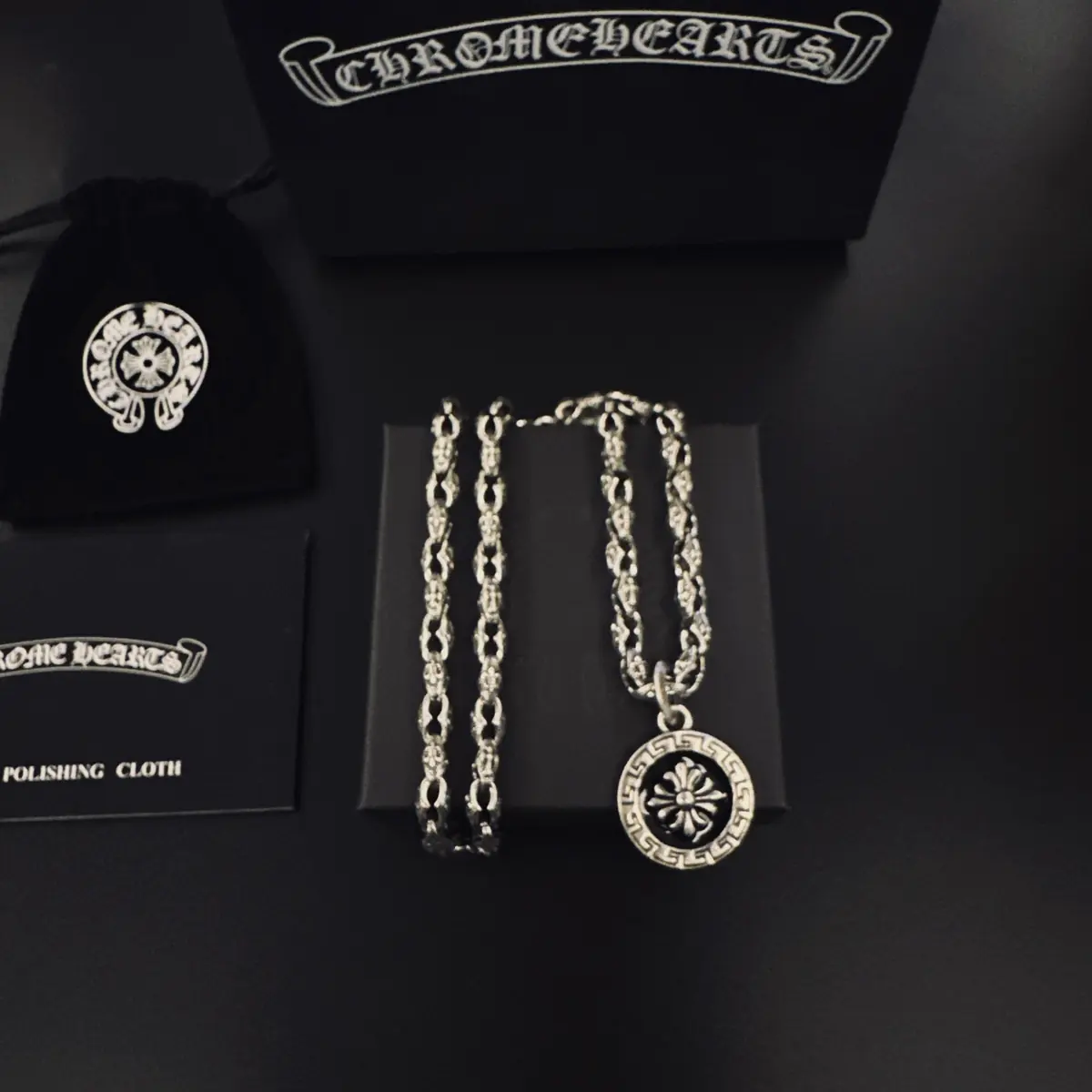 Accessories Style Grey Accessories Lookbook Reference image 1