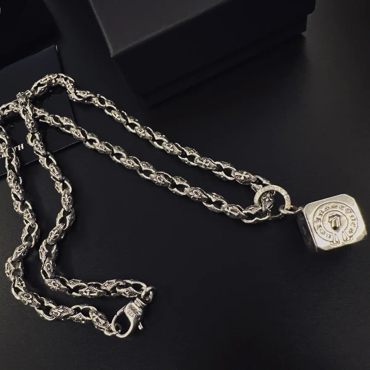 Accessories Style Grey Accessories Lookbook Reference image 6