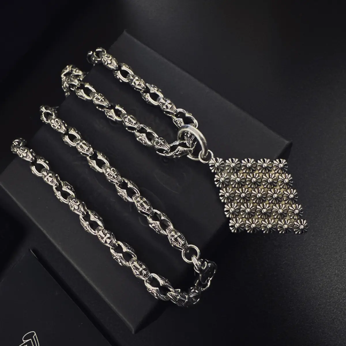 Accessories Style Grey Accessories Lookbook Reference image 2