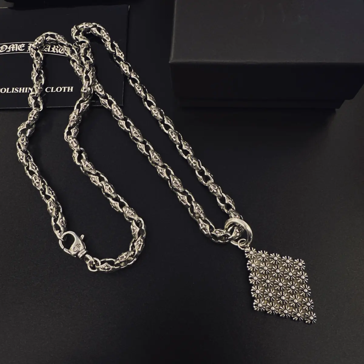 Accessories Style Grey Accessories Lookbook Reference image 5