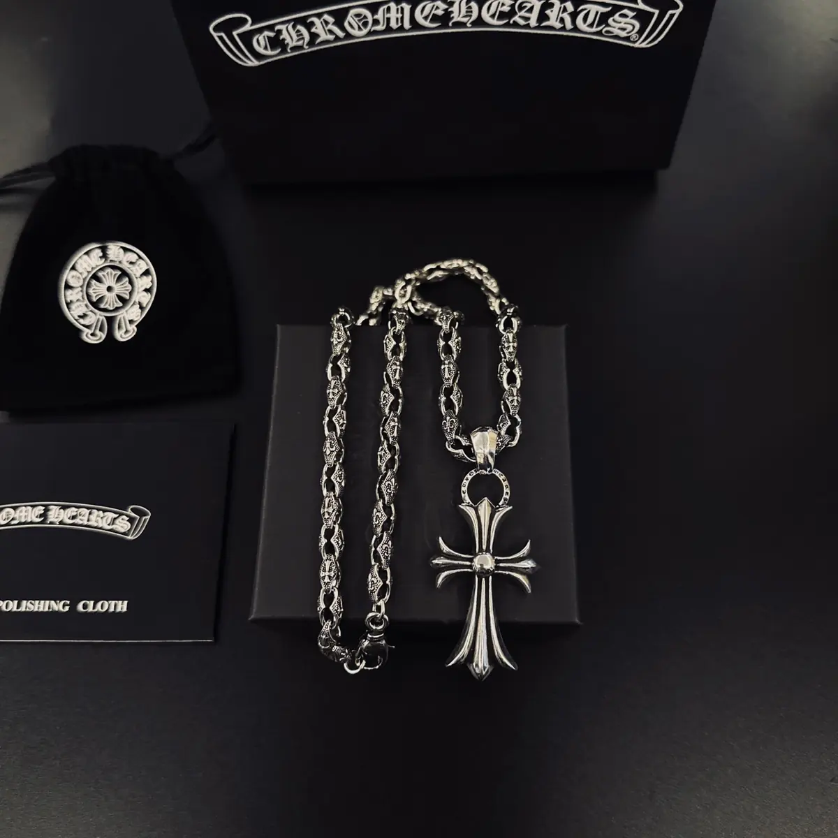 Accessories Style Grey Accessories Lookbook Reference image 1