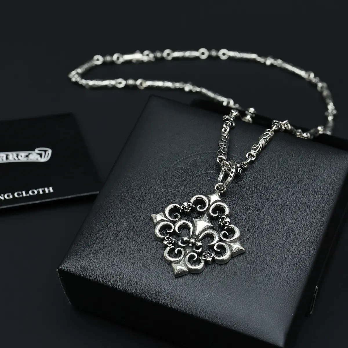 Accessories Style Grey Accessories Lookbook Reference image 2