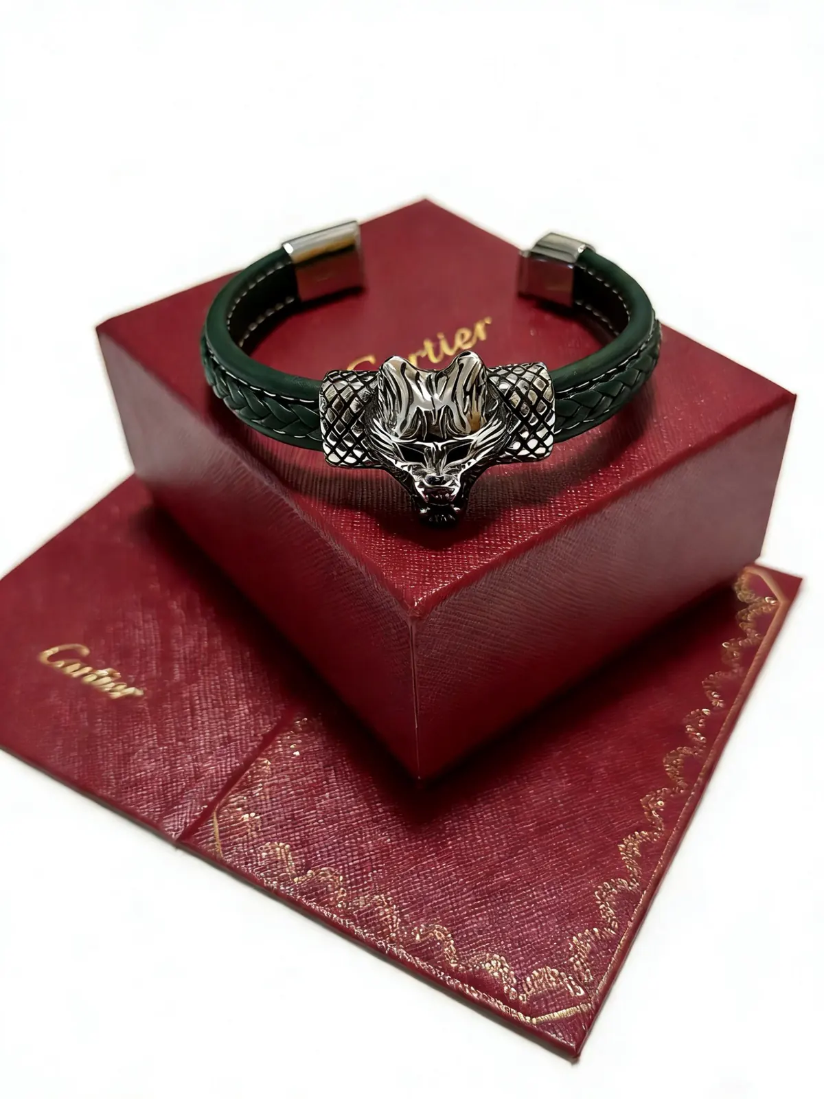 Accessories Style Leather Accessories Lookbook Reference image 4