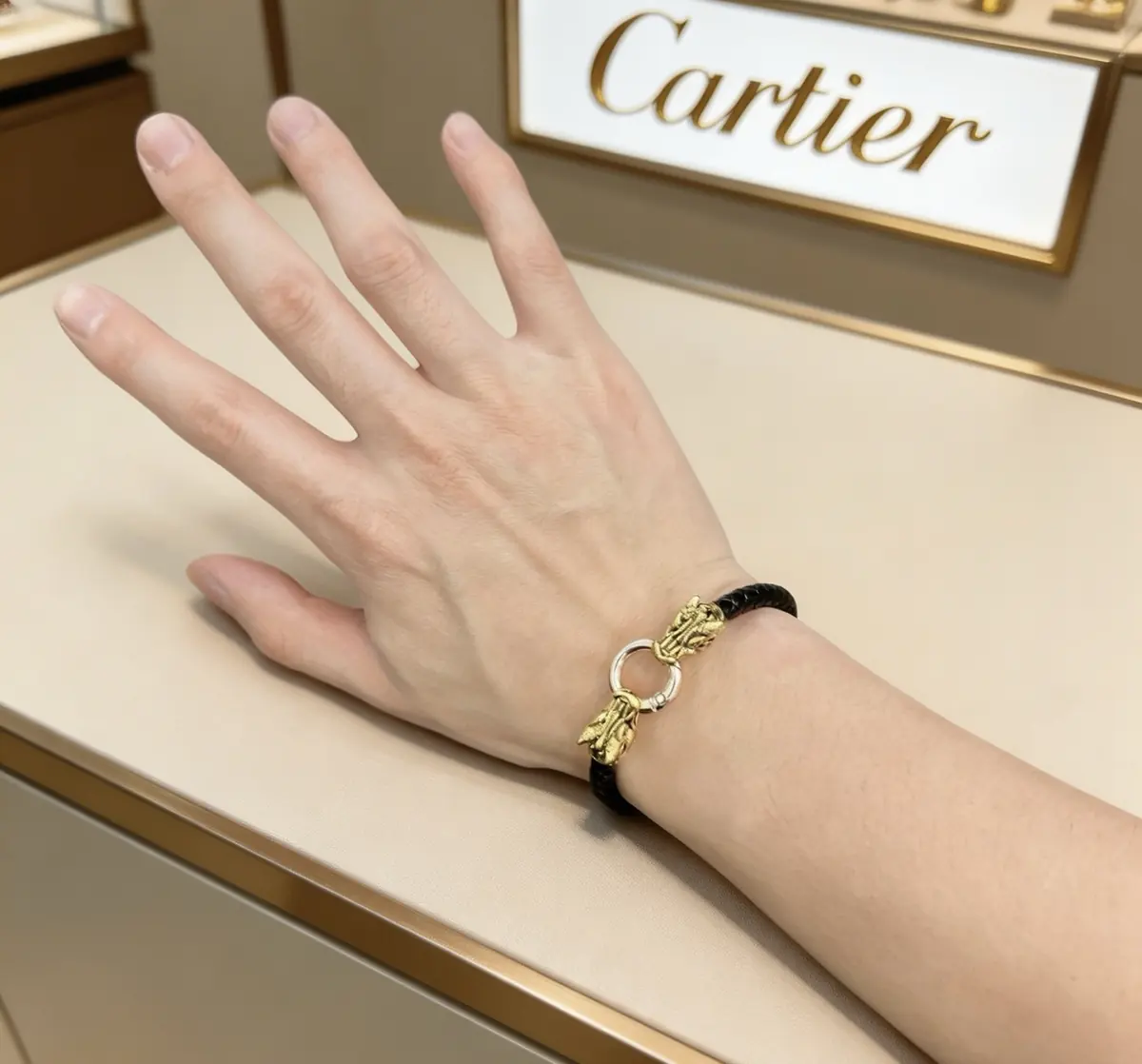 Accessories Style Leather Accessories Lookbook Reference image 4
