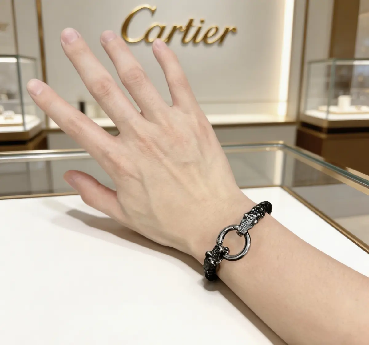 Accessories Style Leather Accessories Lookbook Reference image 5