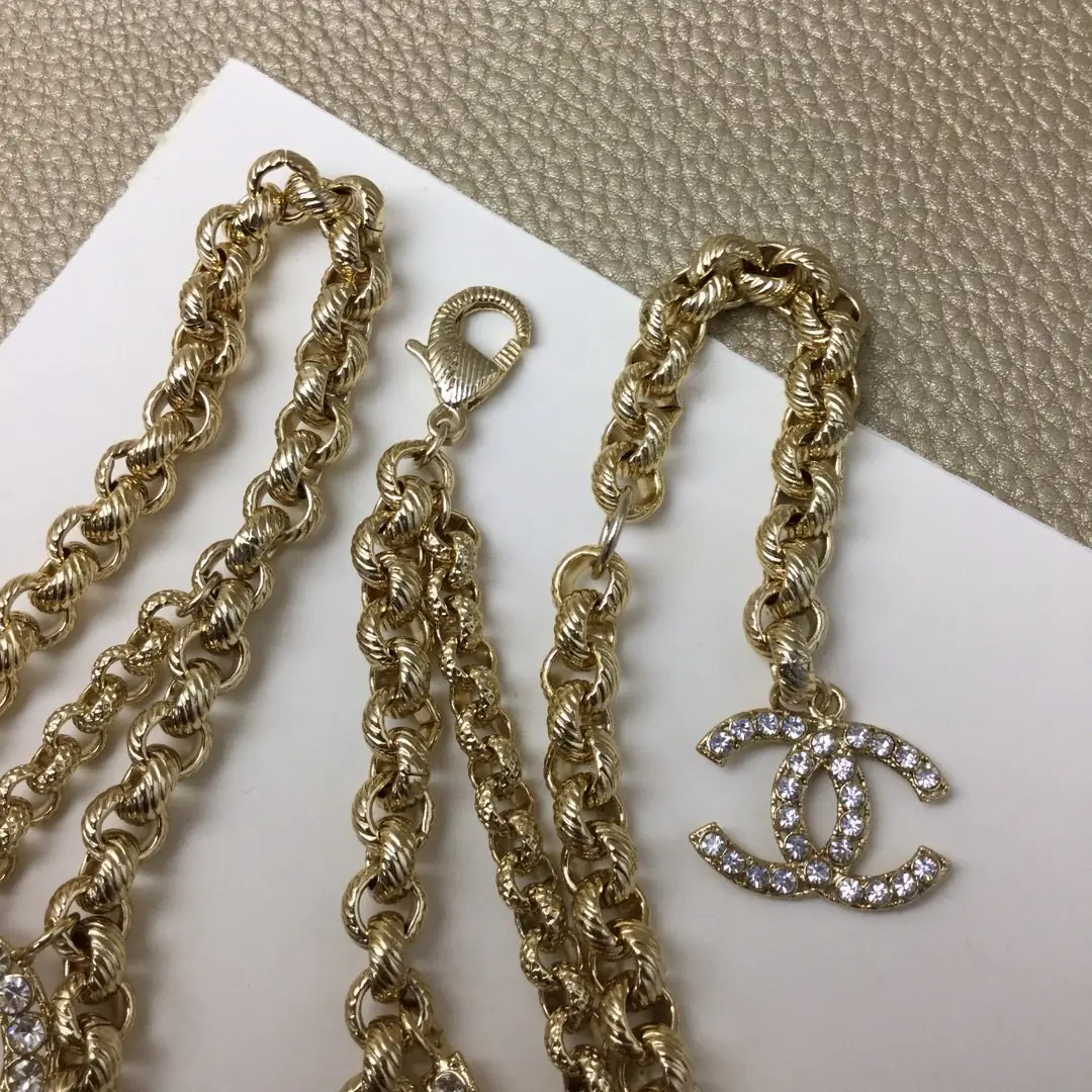 Accessories Style White Accessories Lookbook Reference image 6
