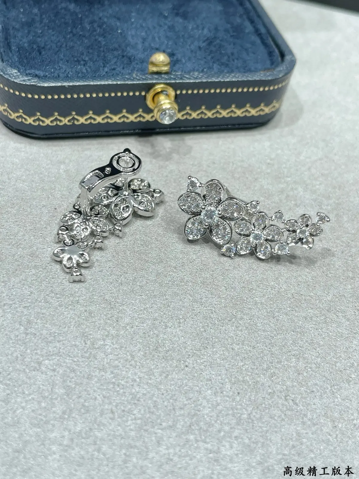 Accessories Style White Accessories Lookbook Reference image 3