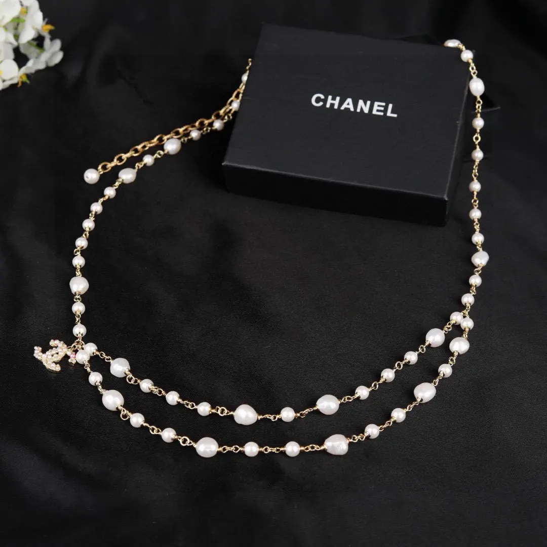 Accessories Style White Accessories Lookbook Reference image 4