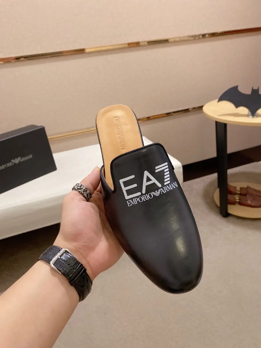 Armani Style Leather Men's Shoes Lookbook Reference image 2