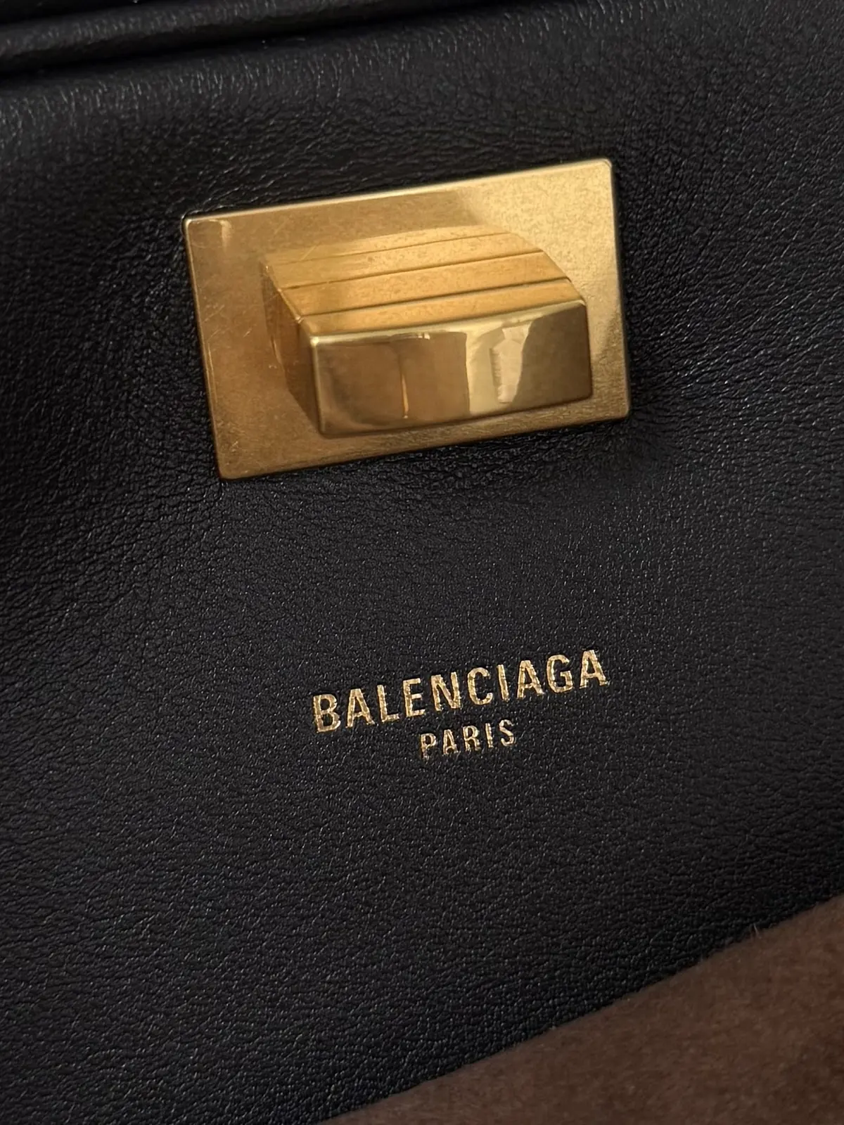 Balenciaga Style Beige Bag Lookbook Reference image 4