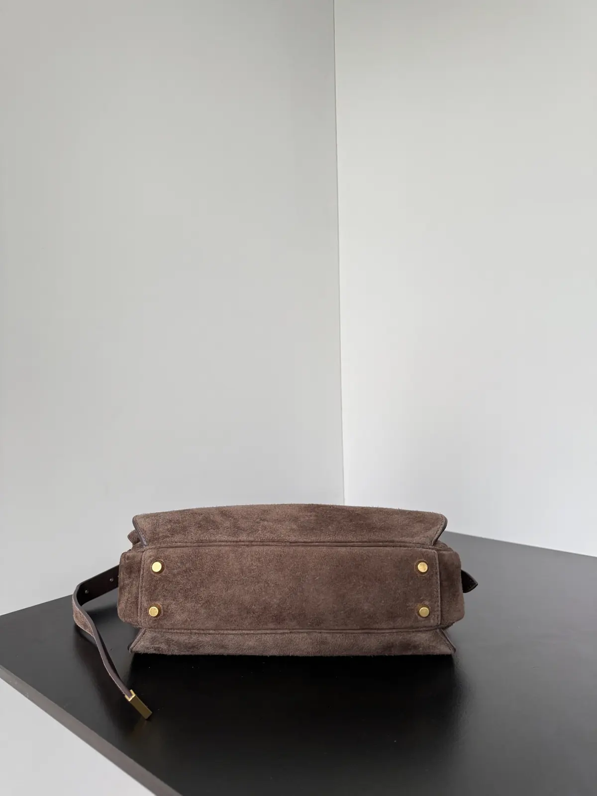 Balenciaga Style Beige Bag Lookbook Reference image 3