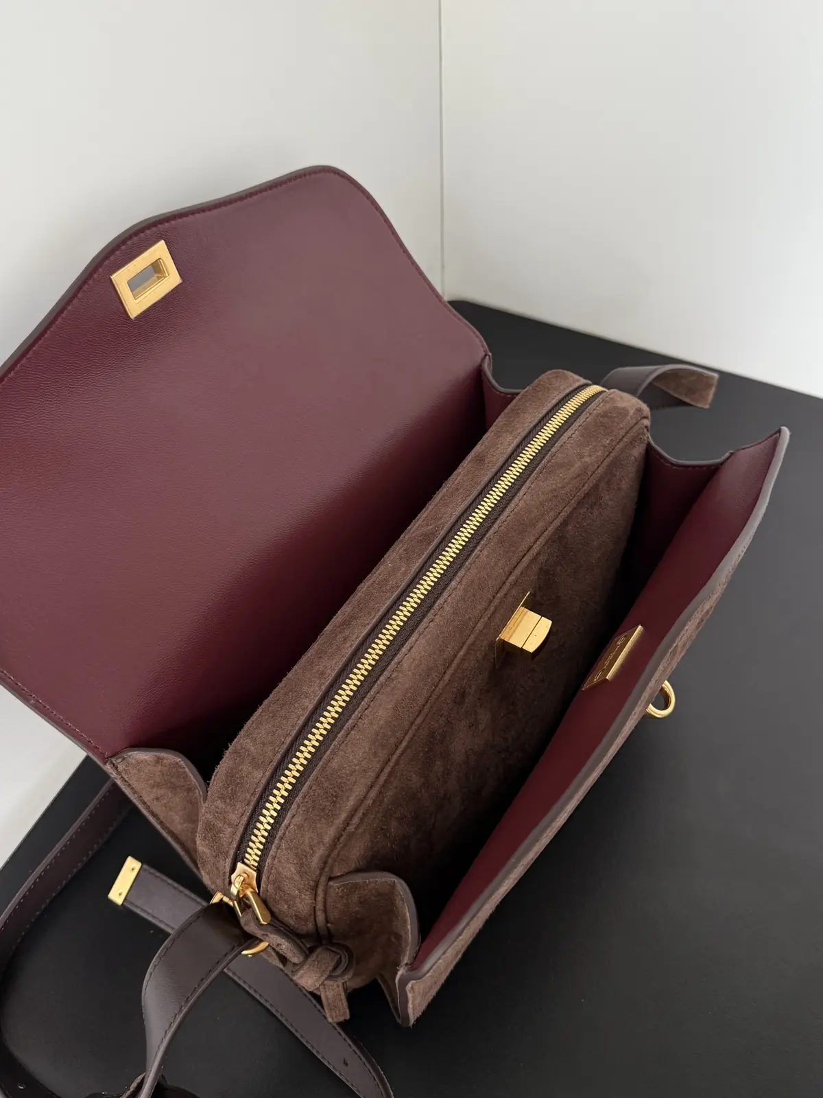 Balenciaga Style Beige Bag Lookbook Reference image 6
