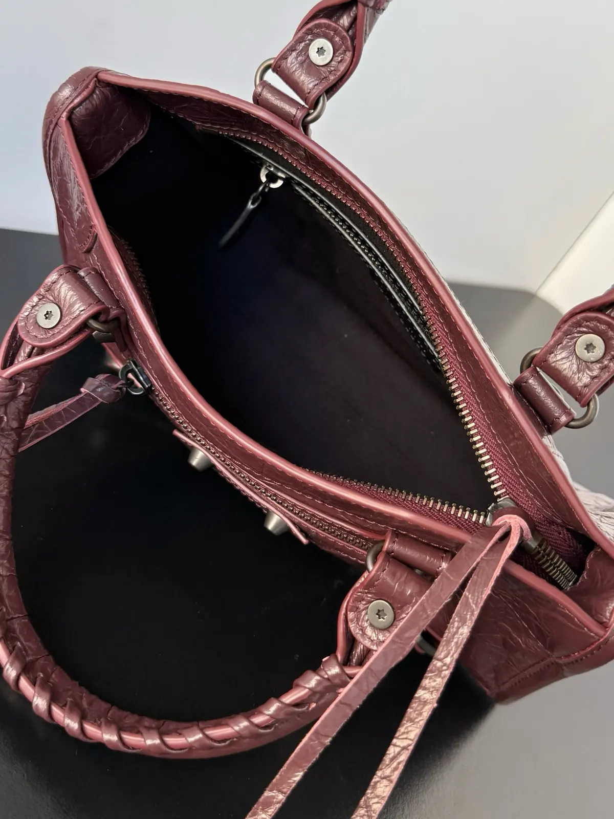 Balenciaga Style Beige Card Holder Lookbook Reference image 3