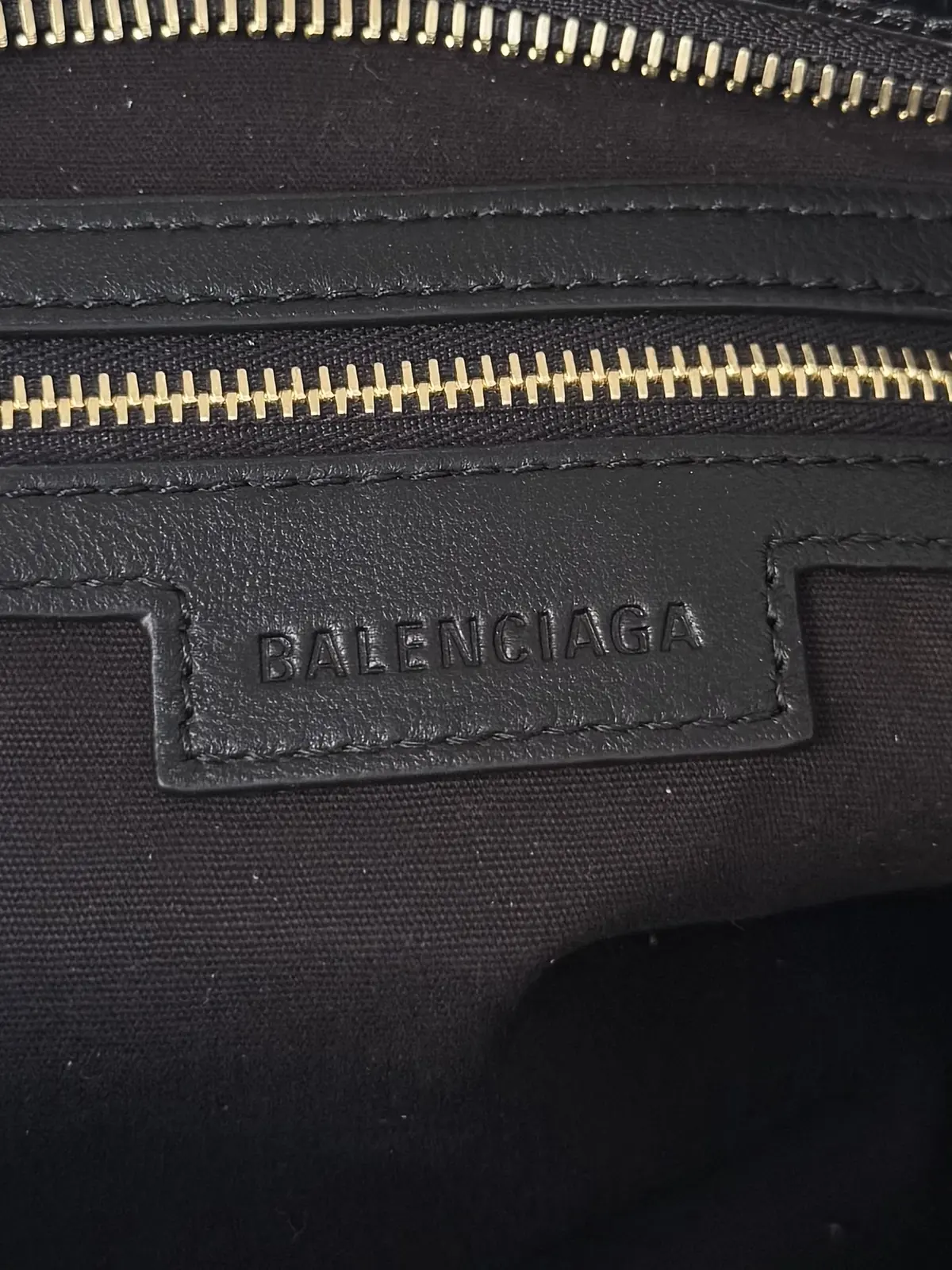 Balenciaga Style Beige Card Holder Lookbook Reference image 4