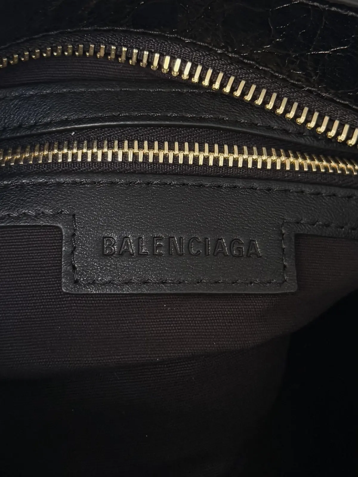 Balenciaga Style Beige Card Holder Lookbook Reference image 4