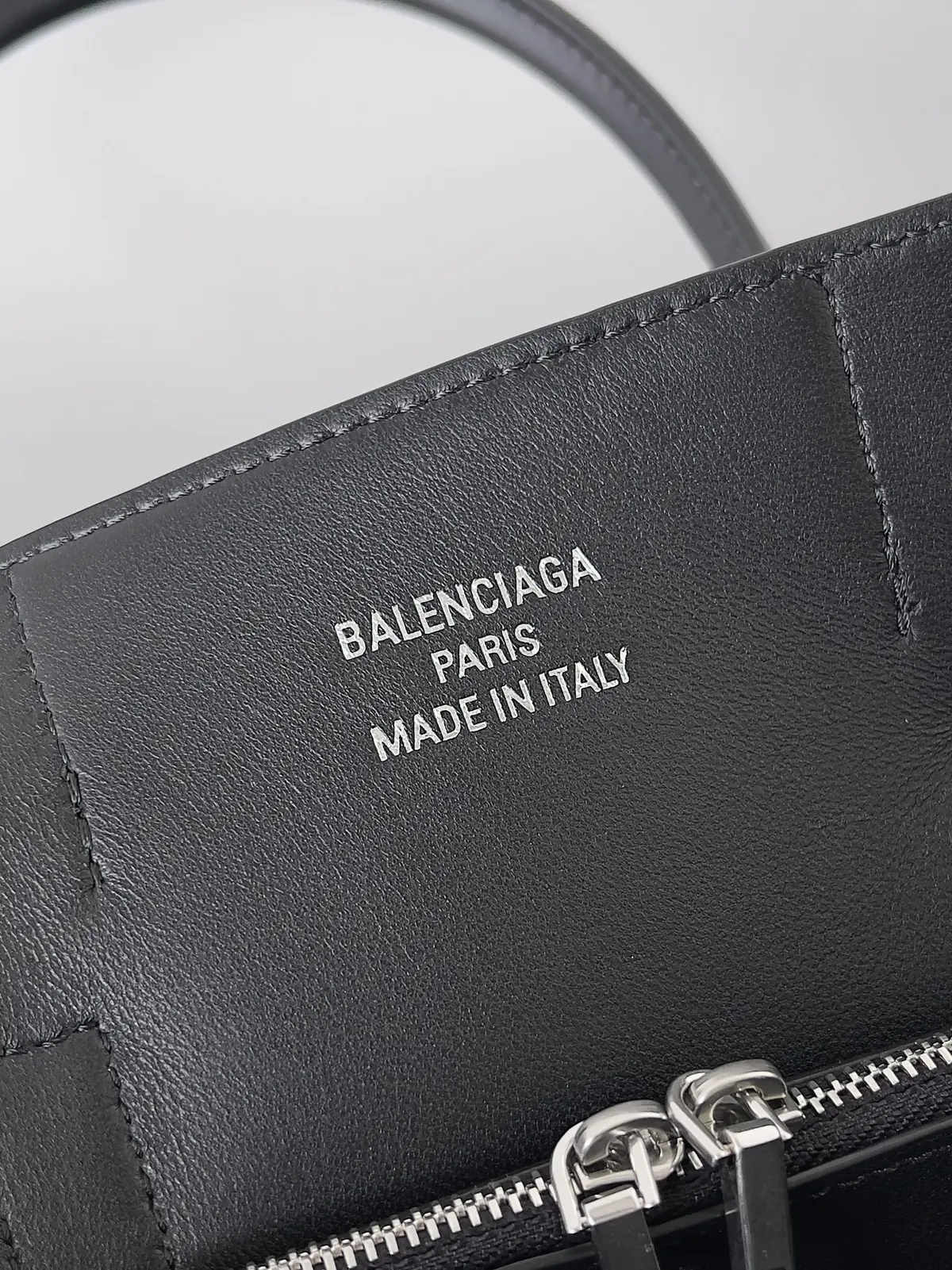 Balenciaga Style Beige Leather Crossbody Bag Lookbook Reference image 5