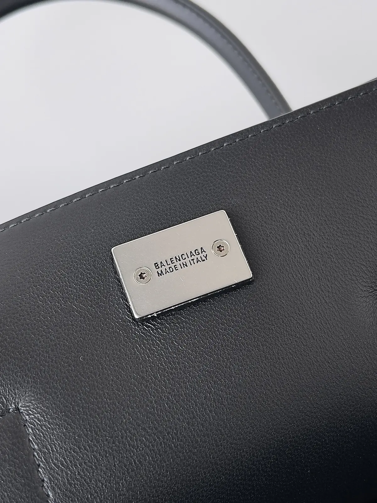 Balenciaga Style Beige Leather Crossbody Bag Lookbook Reference image 6