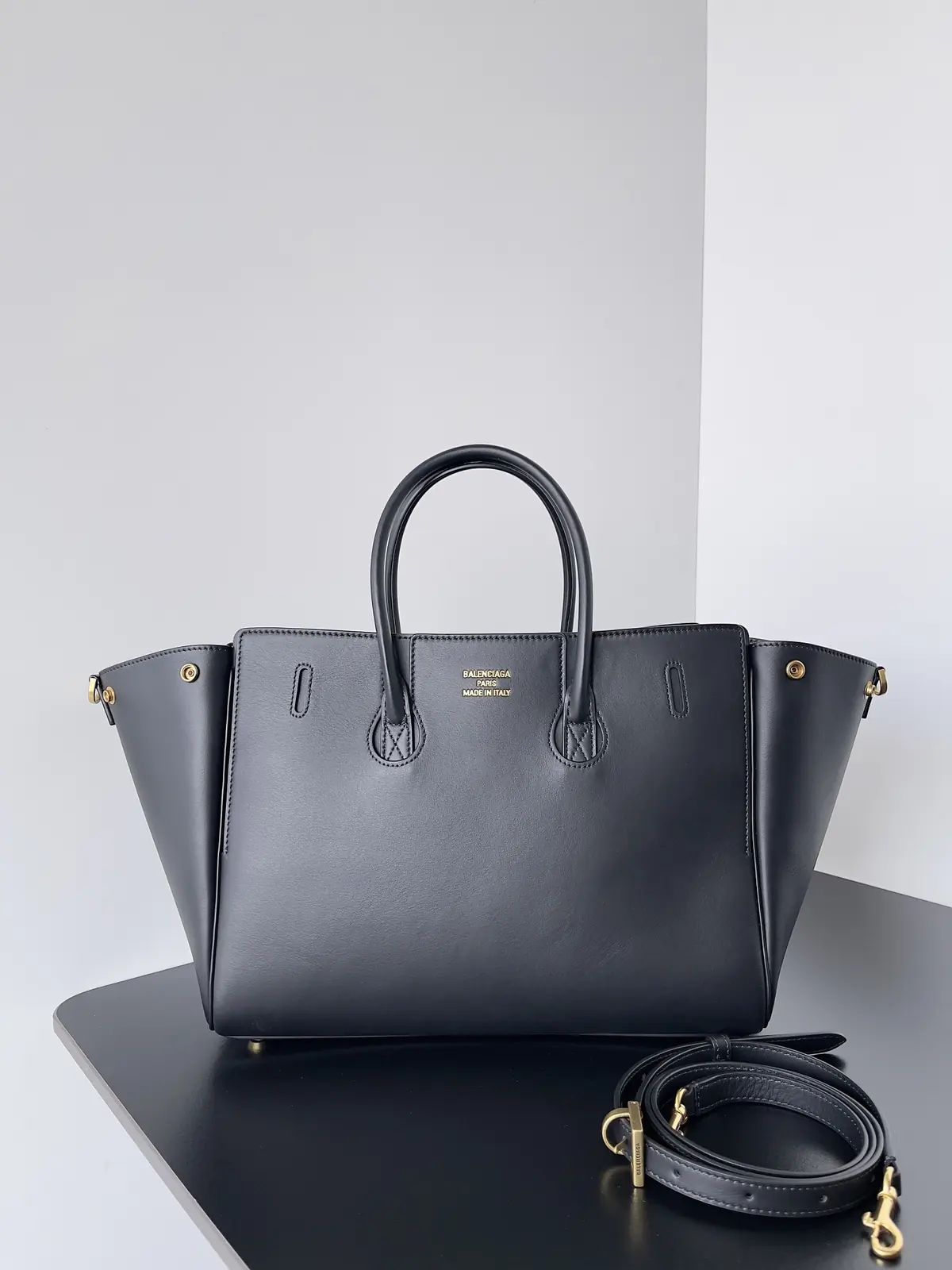 Balenciaga Style Beige Leather Crossbody Bag Lookbook Reference image 2