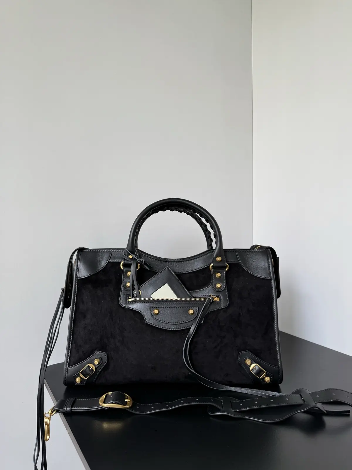 Balenciaga Style Beige Leather Shoulder Bag Lookbook Reference image 1