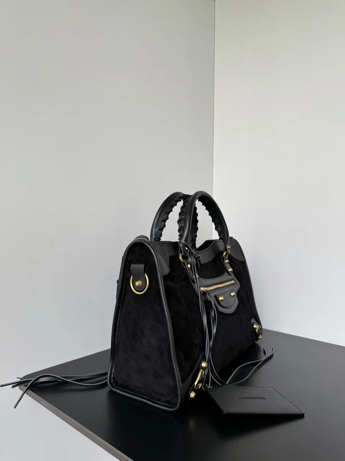 Balenciaga Style Beige Leather Shoulder Bag Lookbook Reference image 3