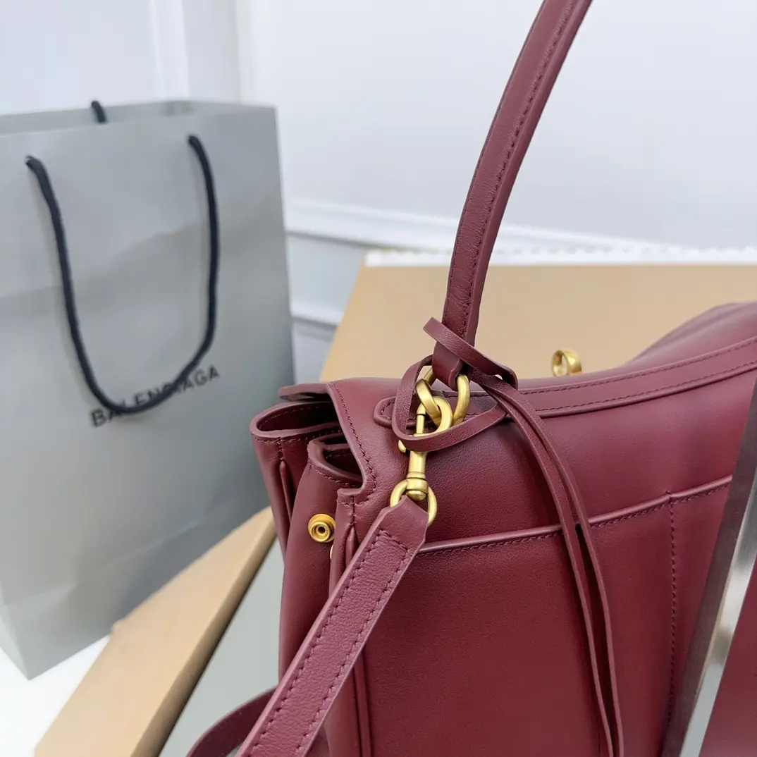 Balenciaga Style Black Leather Bags Lookbook Reference image 4
