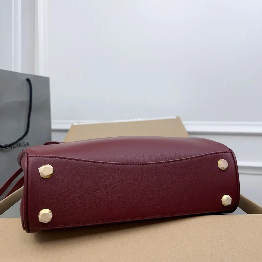 Balenciaga Style Black Leather Bags Lookbook Reference image 6