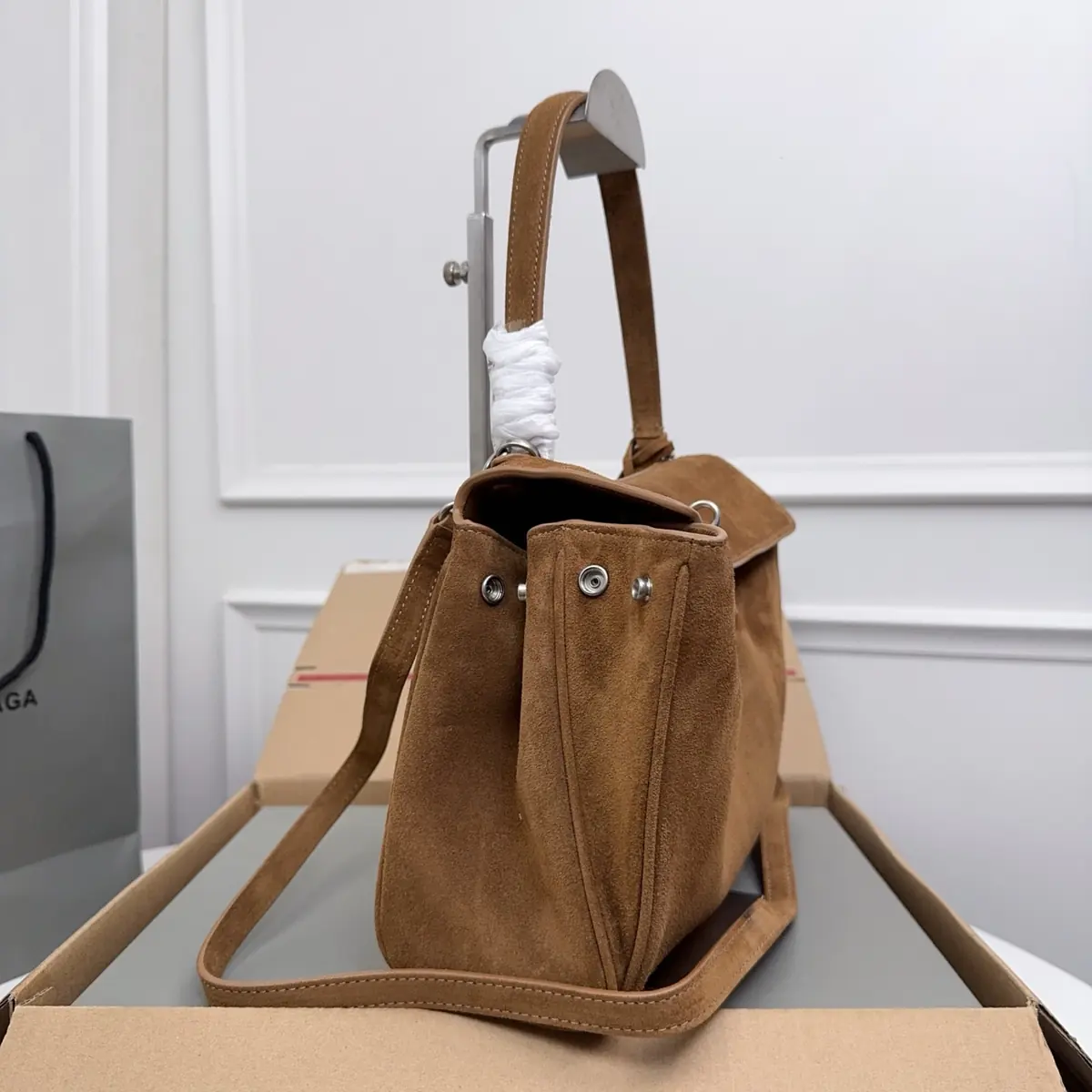 Balenciaga Style Black Leather Bags Lookbook Reference image 2
