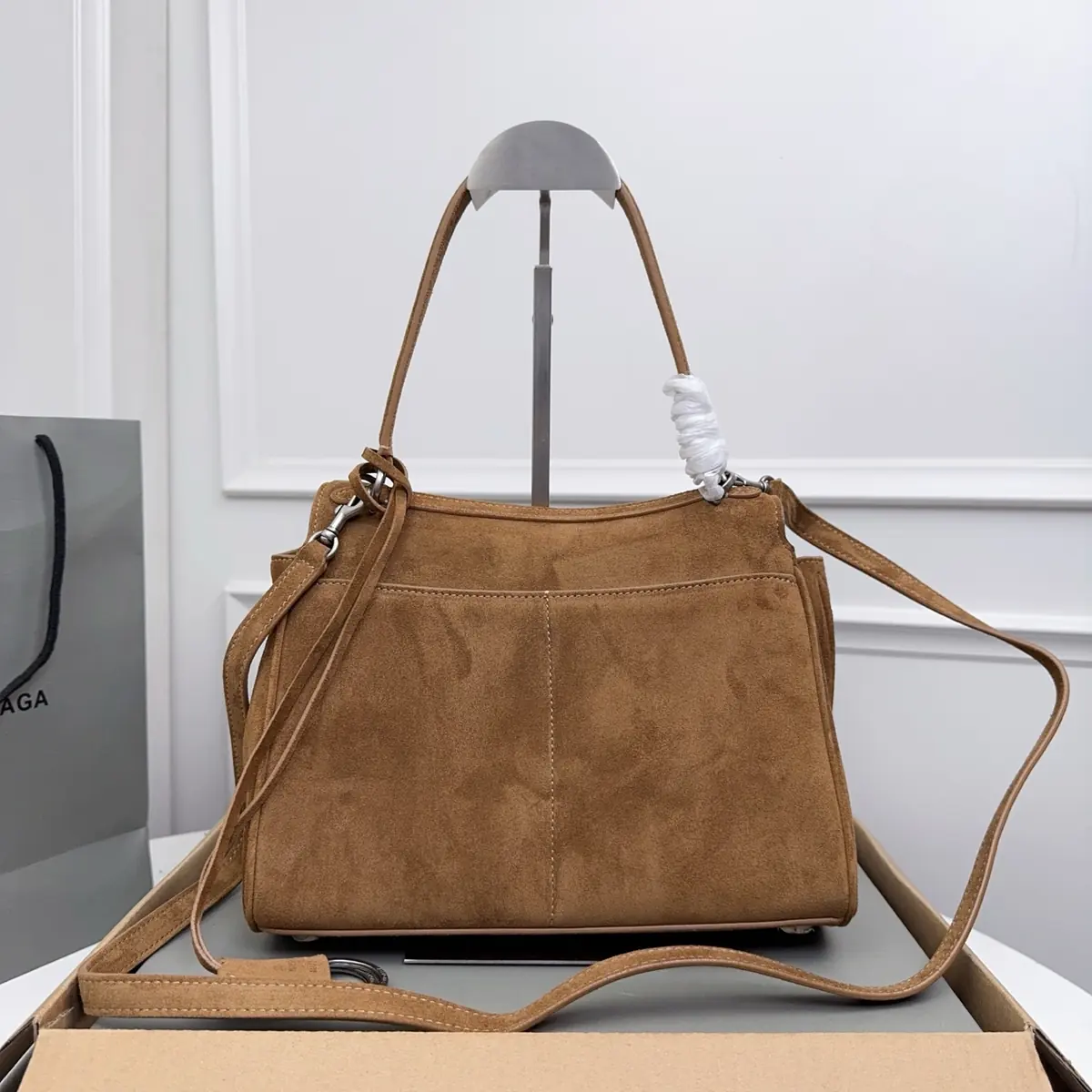 Balenciaga Style Black Leather Bags Lookbook Reference image 3