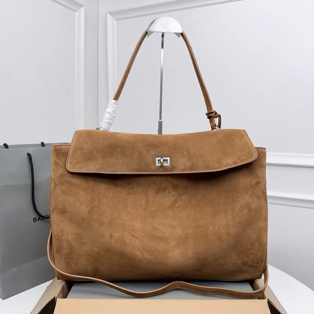 Balenciaga Style Black Leather Bags Lookbook Reference image 1