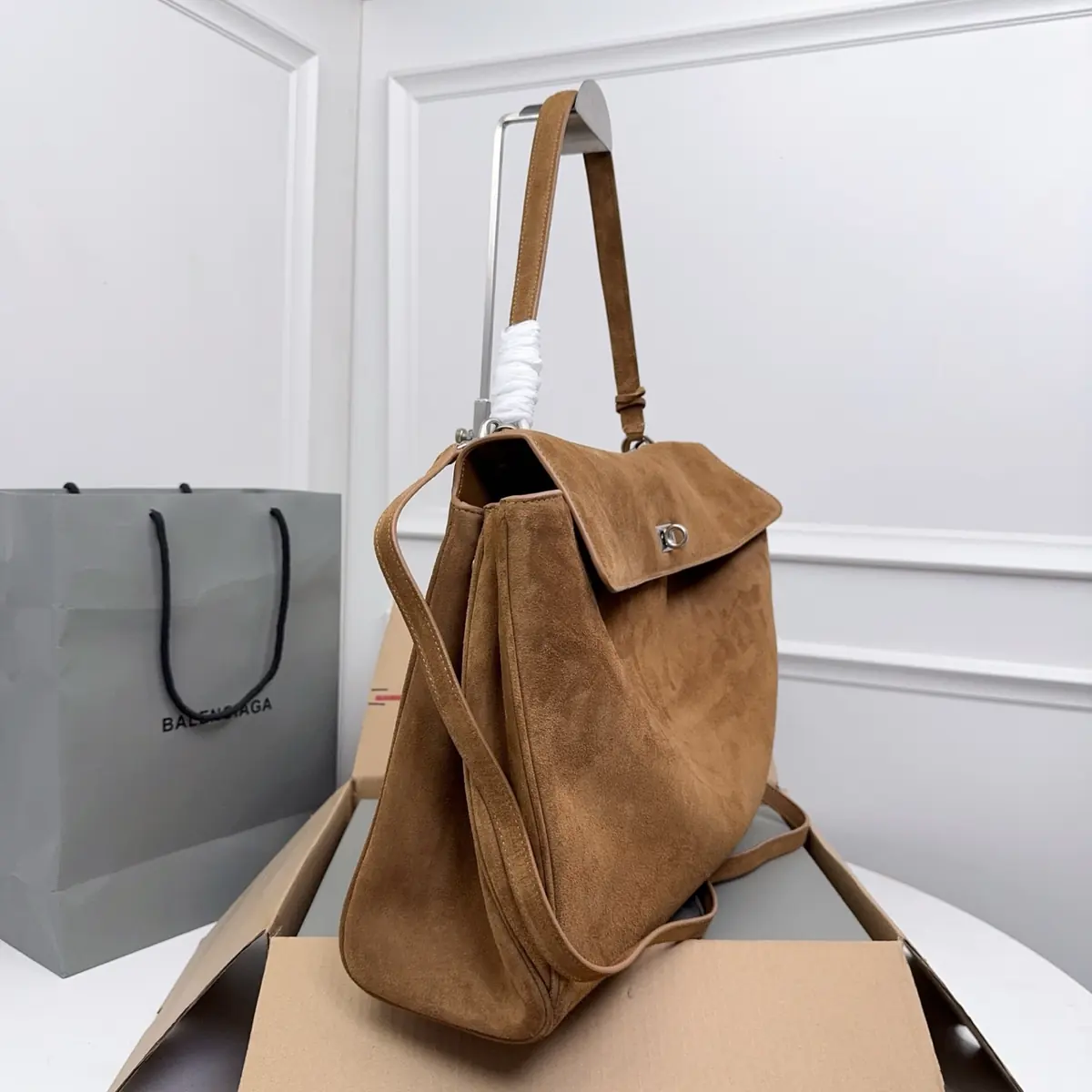 Balenciaga Style Black Leather Bags Lookbook Reference image 2