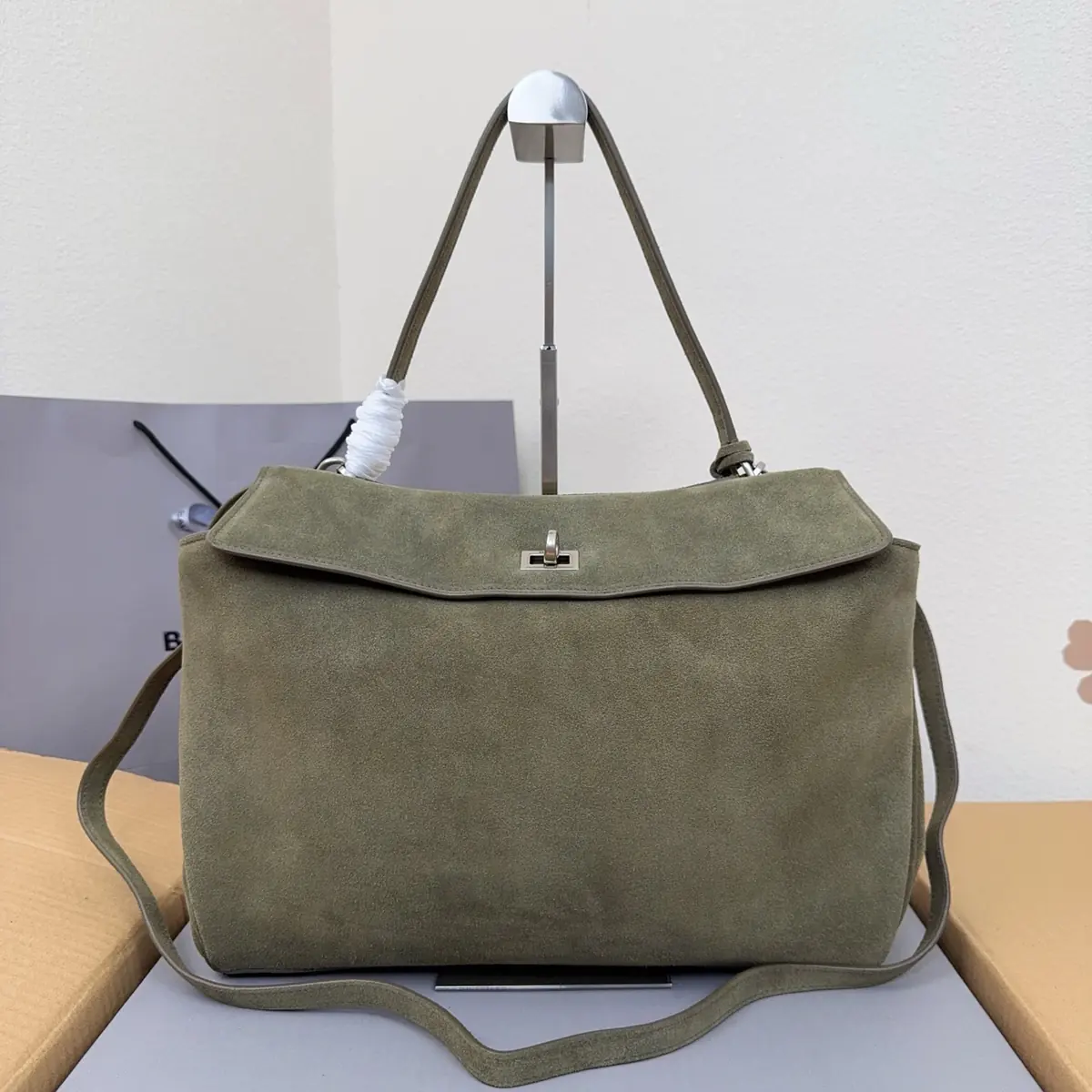 Balenciaga Style Black Leather Bags Lookbook Reference image 1