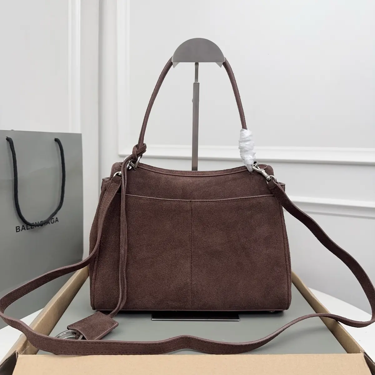 Balenciaga Style Black Leather Bags Lookbook Reference image 3