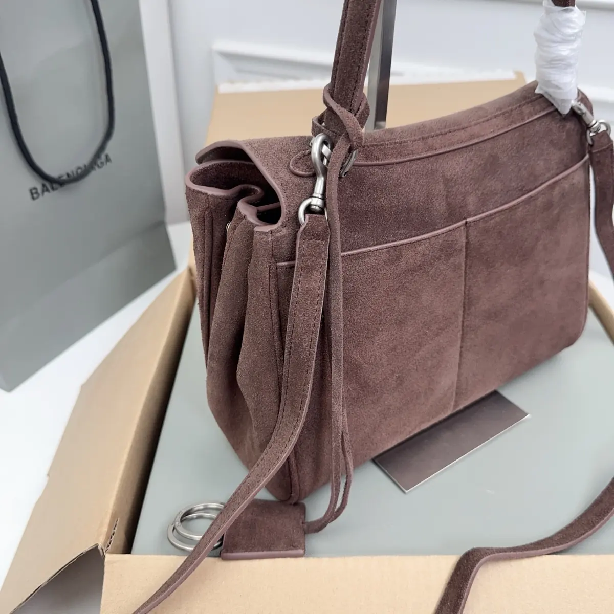 Balenciaga Style Black Leather Bags Lookbook Reference image 4