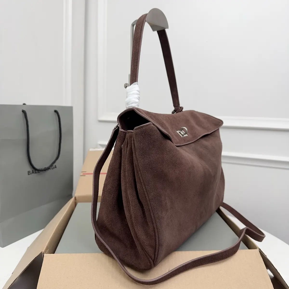 Balenciaga Style Black Leather Bags Lookbook Reference image 2
