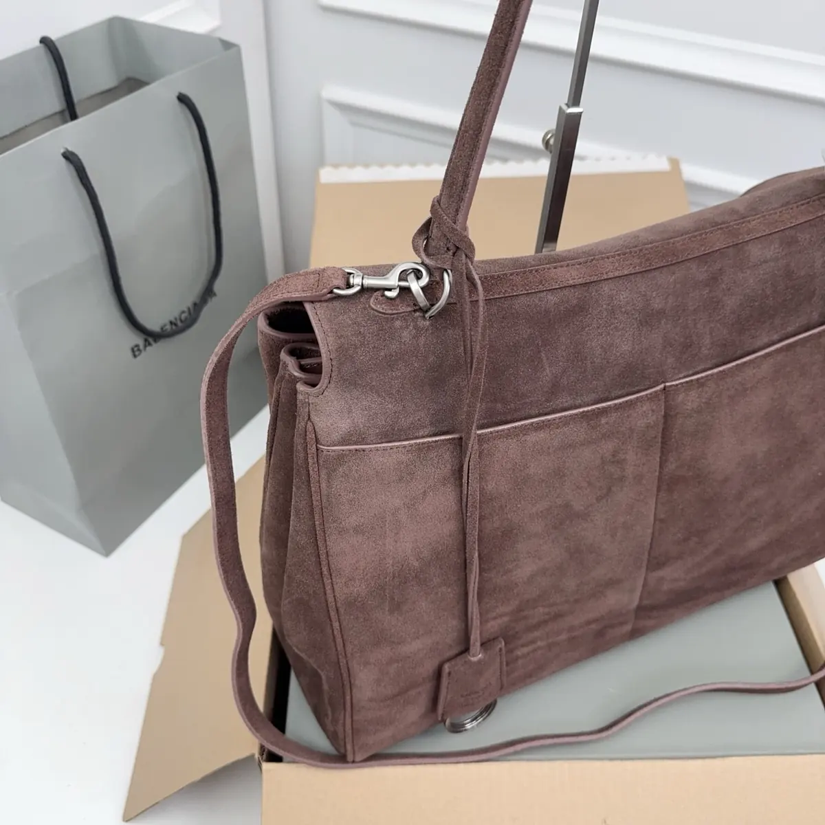 Balenciaga Style Black Leather Bags Lookbook Reference image 4