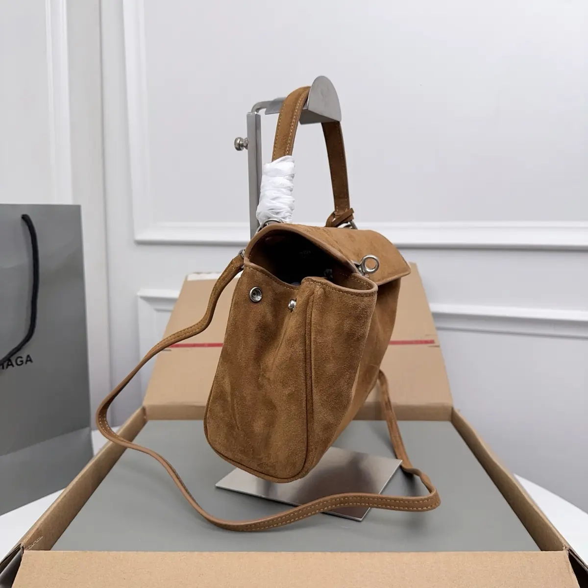 Balenciaga Style Brown Leather Bags Lookbook Reference image 3