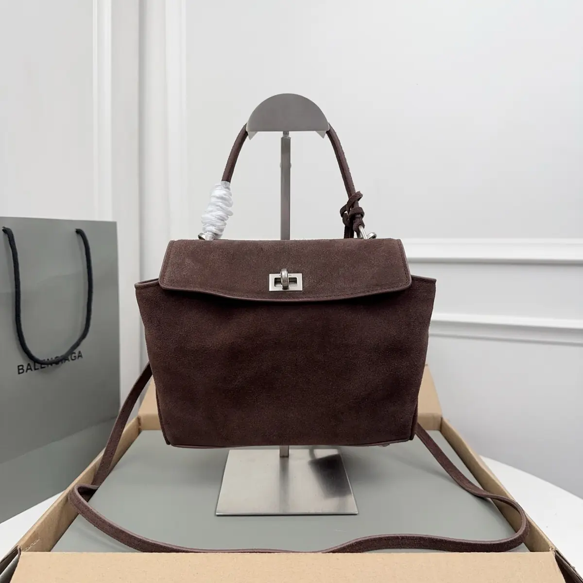 Balenciaga Style Brown Leather Bags Lookbook Reference image 1