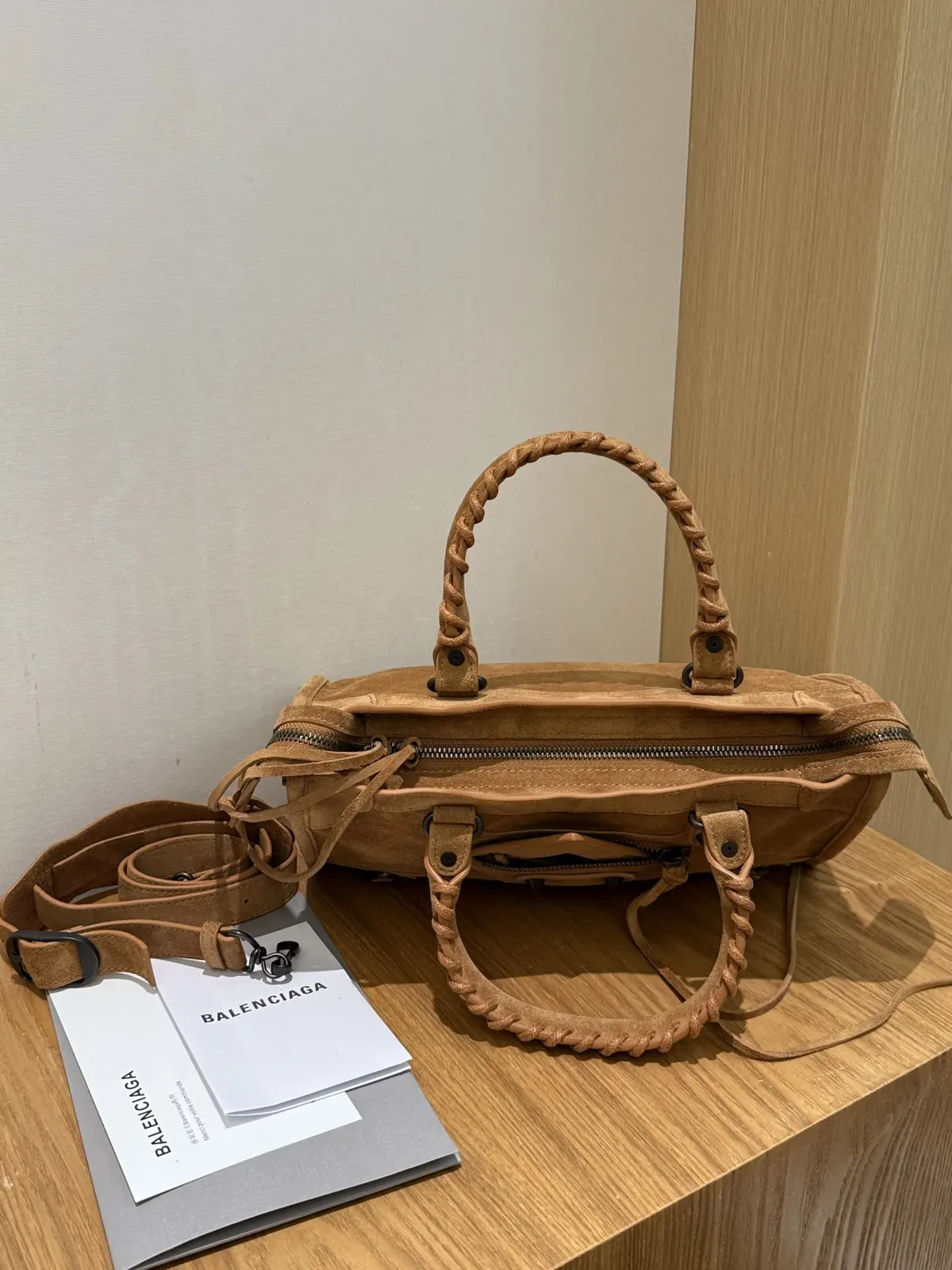 Balenciaga Style Brown Leather Bags Lookbook Reference image 6
