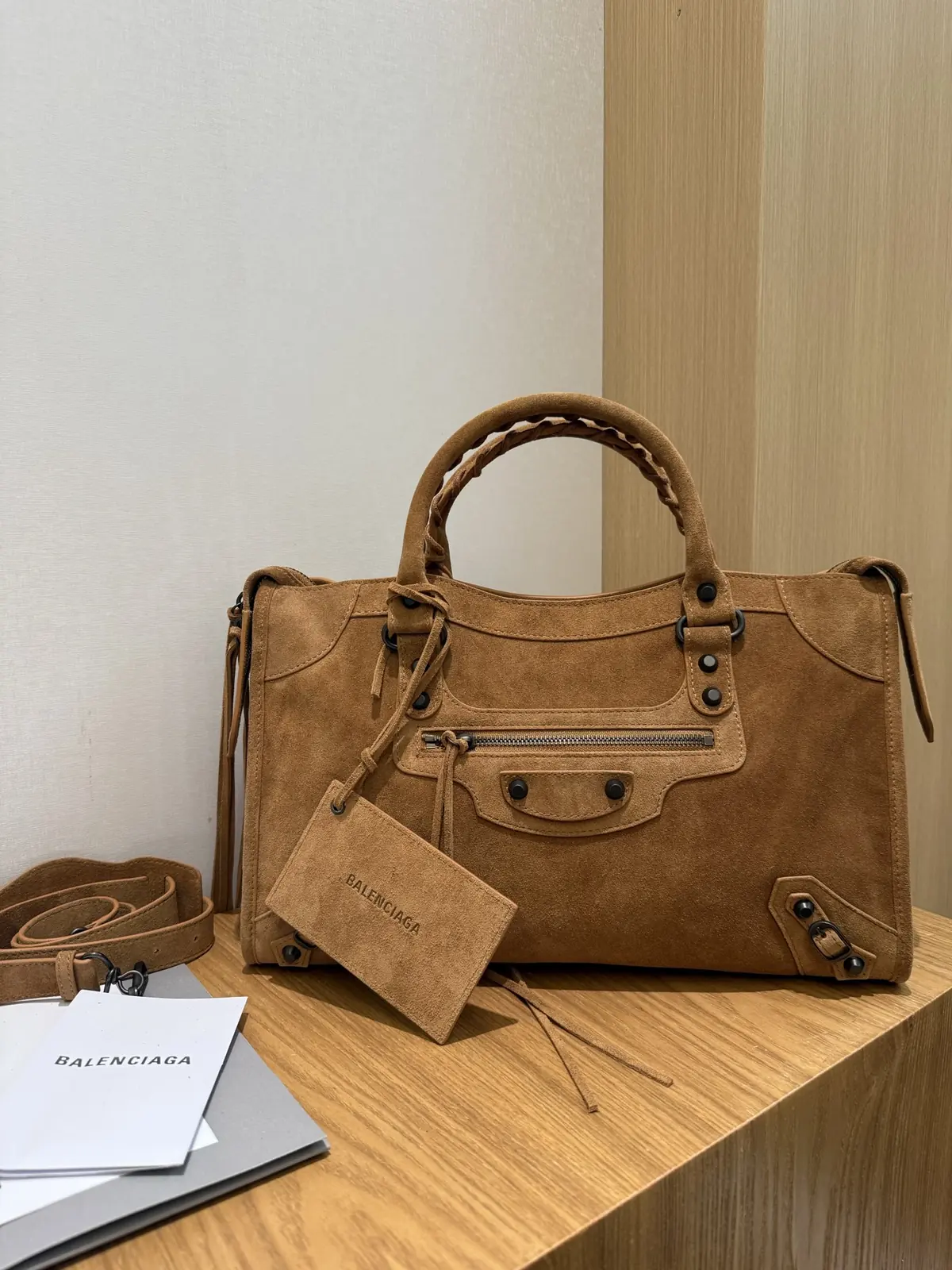 Balenciaga Style Brown Leather Bags Lookbook Reference image 3
