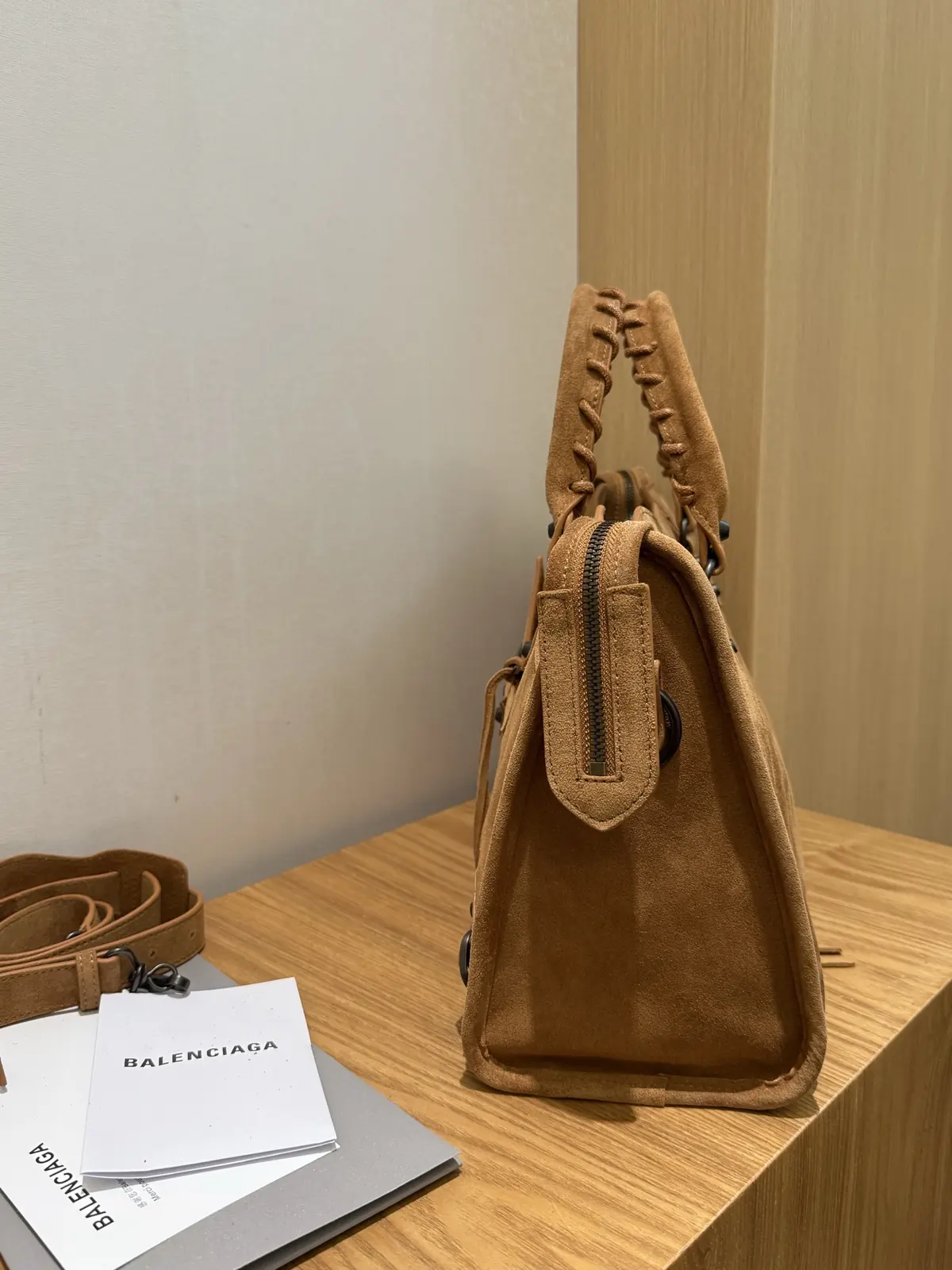 Balenciaga Style Brown Leather Bags Lookbook Reference image 4