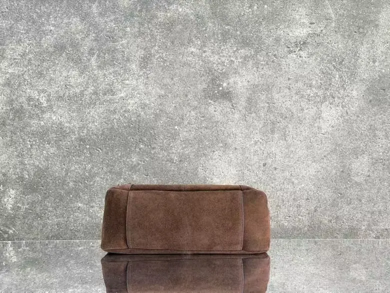 Balenciaga Style Brown Leather Crossbody Bag Lookbook Reference image 4