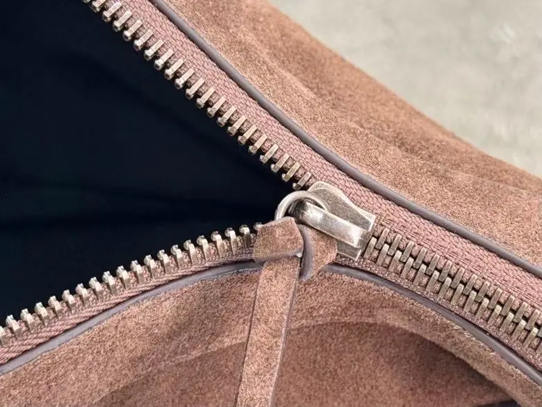 Balenciaga Style Brown Leather Crossbody Bag Lookbook Reference image 6