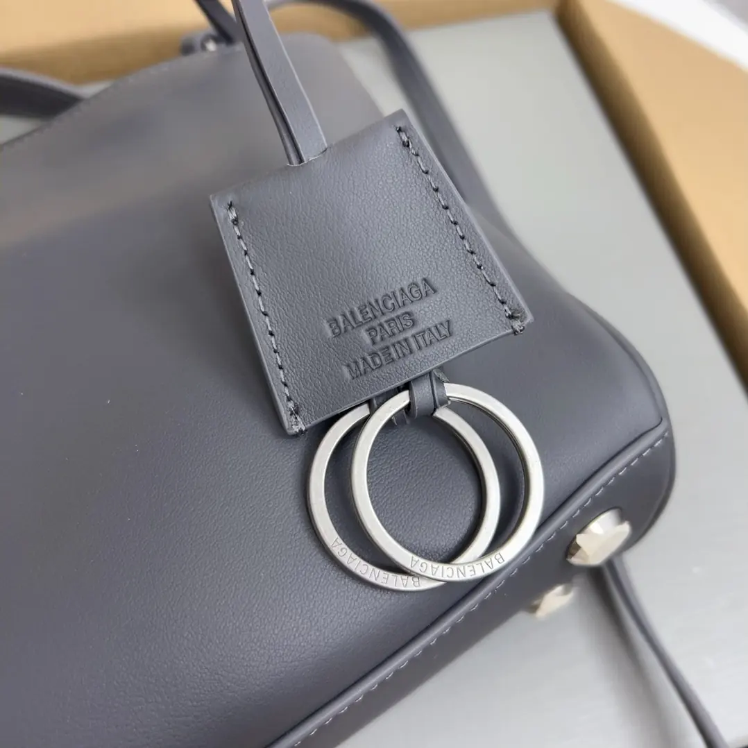 Balenciaga Style Grey Leather Bags Lookbook Reference image 6