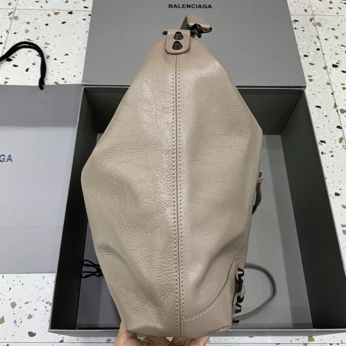 Balenciaga Style Hobo Bag Lookbook Reference image 3